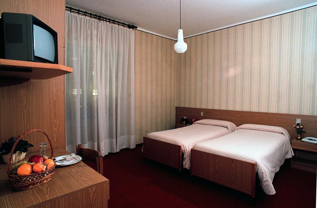 Hotel Margna 모르베뇨 외부 사진