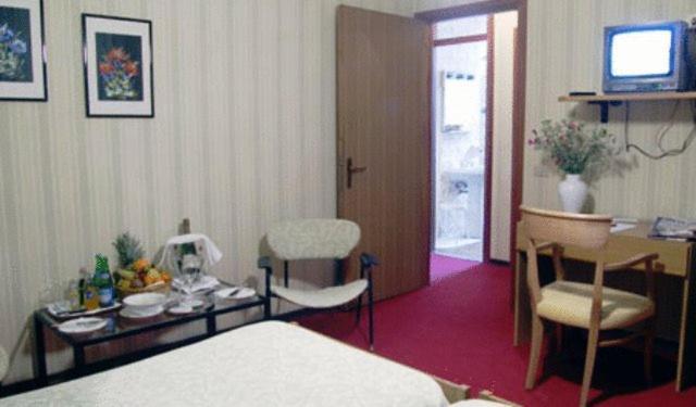 Hotel Margna 모르베뇨 외부 사진